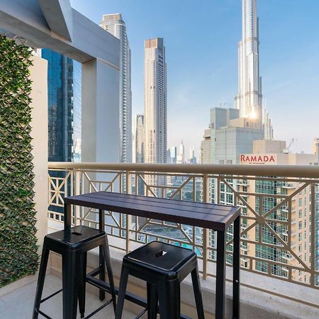 Luxury 2Br Downtown Apt With Burj Khalifa Views Dubai Bagian luar foto